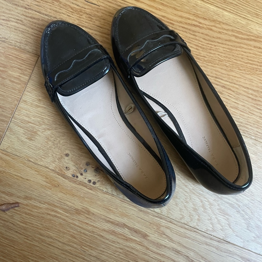 flat shoes
